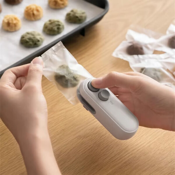 Portable Mini Sealing Machine - 2-in-1 USB Rechargeable Magnetic Bag Sealer with Cutter - Image 11